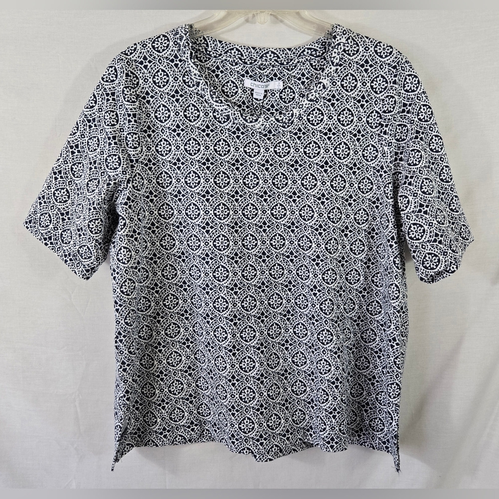 NWT Chico's Women's Blue & White Tile Print Short Sleeve Top Size 2 (Large, 12)